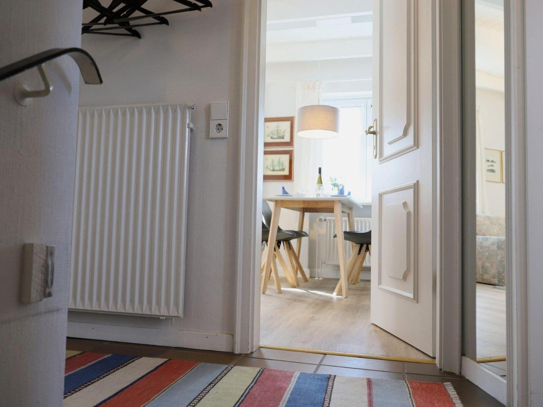 Friedrichshain Apartment: Central With Wi-fi And Parking * Westerland